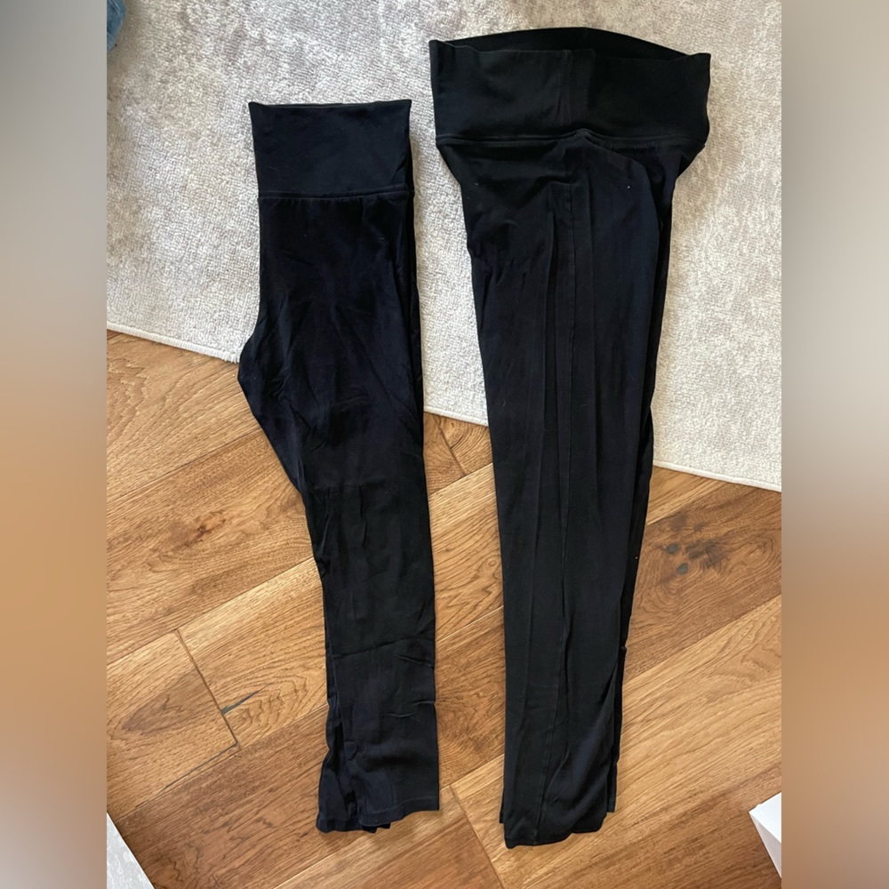 Black leggings